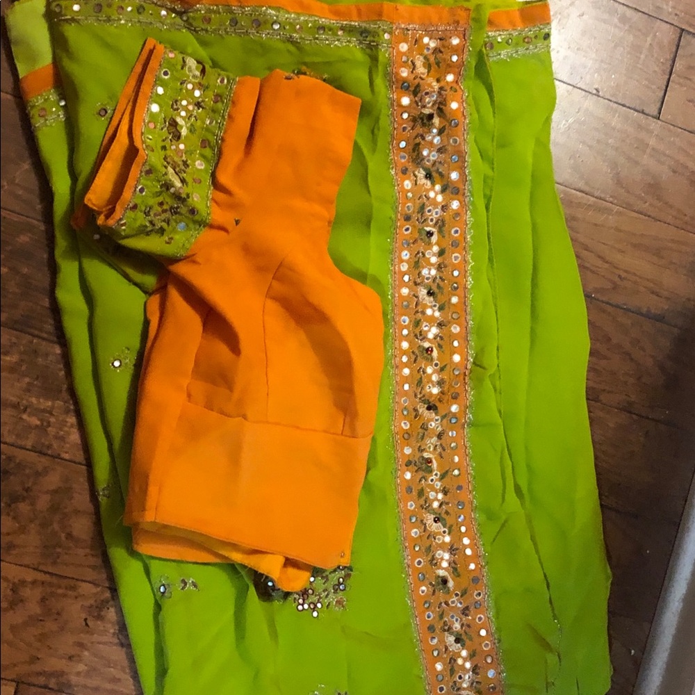 Saree - image 3